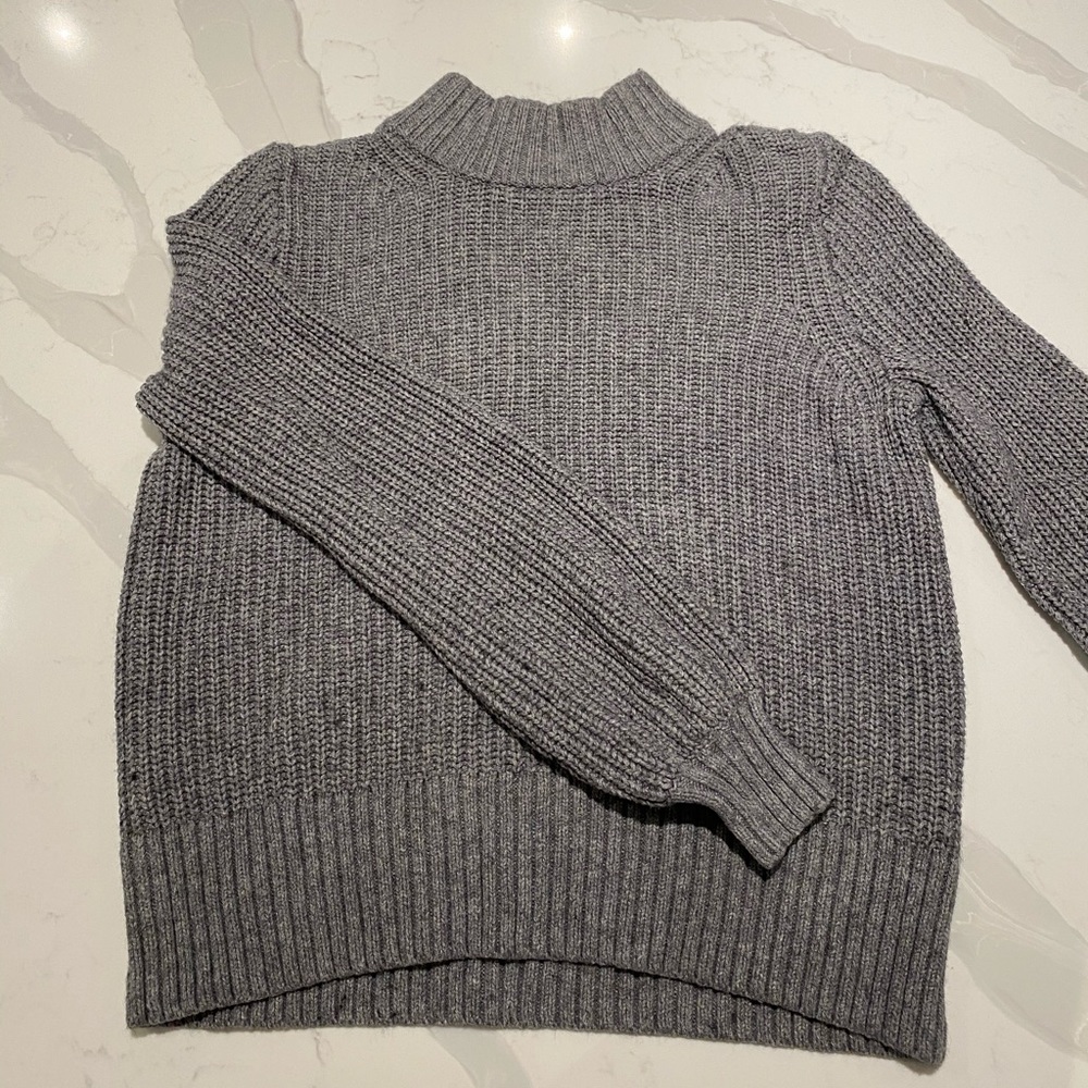 Abercrombie Grey Sweater Size XS